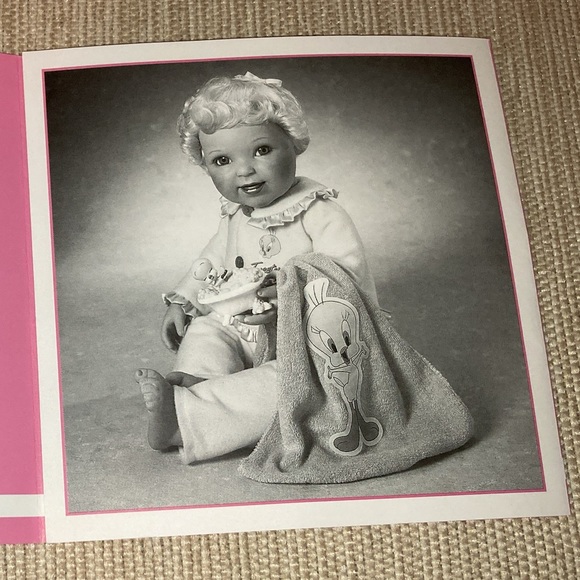 NEW “TUB TIME WITH TWEETY”  #93024 ASHTON-DRAKE ORIGINAL BOX & COA - Picture 3 of 16